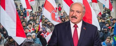 Лукашенко: Цветные революции делают государство слабее
