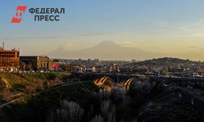 К массовому протесту в Ереване присоединились люди с карабахского фронта