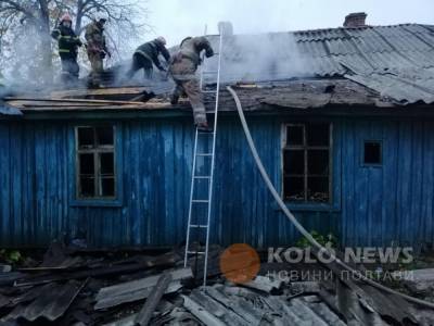 В центре Полтавы горел старый дом: на пепелище обнаружили труп человека