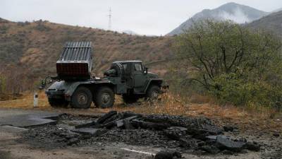 Путин выразил надежду на урегулирование ситуации в Нагорном Карабахе