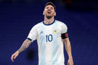 Месси жестко раскритиковал арбитра матча Аргентина - Парагвай