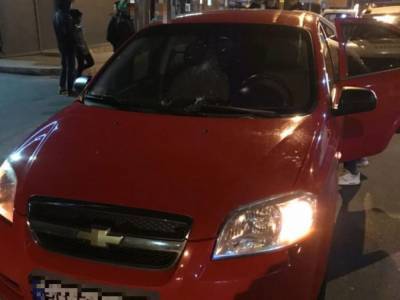 В Одессе Chevrolet въехал в толпу митингующих: новые подробности