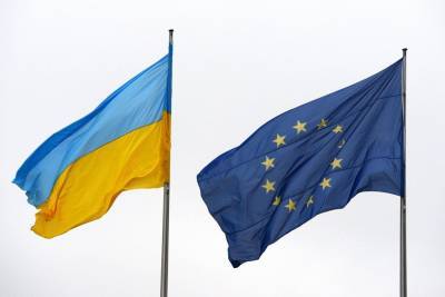 В Европе советуют Украине побыстрее разобраться с КСУ
