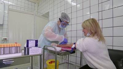 В России за сутки выявили 21 983 новых случая коронавируса