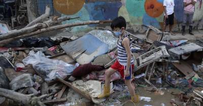 На Филиппины обрушился мощный тайфун: есть погибшие и пропавшие без вести