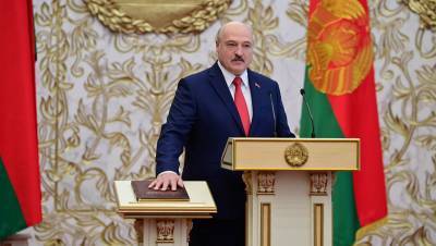 Лукашенко призвал не делать политику на людских смертях