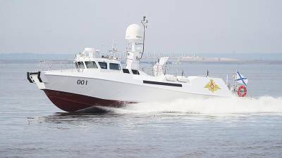 ВМФ получит новейший патрульный катер «Раптор» в ноябре