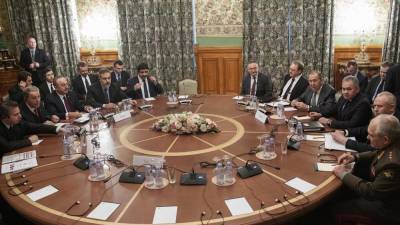 Делегации Москвы и Анкары продолжат завтра переговоры по Карабаху и Сирии