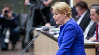 Немецкий министр решилась на смелый шаг из-за обвинений в плагиате