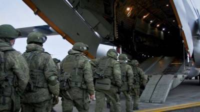 Россия отправила 20 самолетов с миротворцами в Карабах