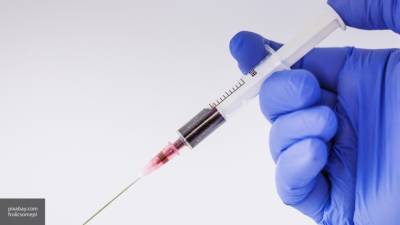 Власти США могут разрешить экстренное применение двух вакцин от COVID-19
