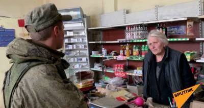 Как российский миротворец хотел купить кофе в магазине в Бердзоре — видео