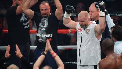 Боец UFC Яндиев задолжал Харитонову 2 миллиона рублей