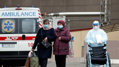 На Украине за сутки выявили более 12 тысяч случаев коронавируса
