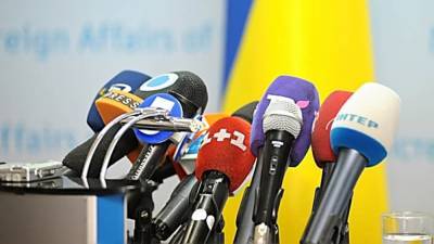 Украинские СМИ будут наказывать за отрицание агрессии России