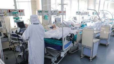 В России за сутки умер 391 пациент с коронавирусом