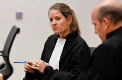 Дело МН-17: потерпевшая расправилась с адвокатом подозреваемого в туалете суда