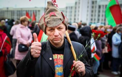 Белорусские власти наступают, оппозиция отходит, но еще не сдается