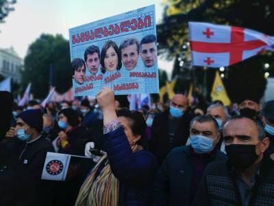 «Грузинская мечта» и оппозиция проводят второй раунд переговоров по выборам