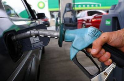Стоимость бензина пересмотрит Рада: подробности нового закона