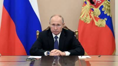 Путин наградил членов экипажа сбитого в Армении Ми-24 орденом Мужества