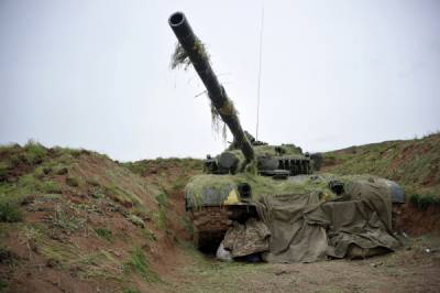 Военный эксперт назвал способы защитить российские танки от беспилотников