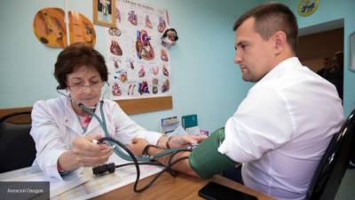 Академик РАН дал рекомендации хроническим "сердечникам" в пандемию