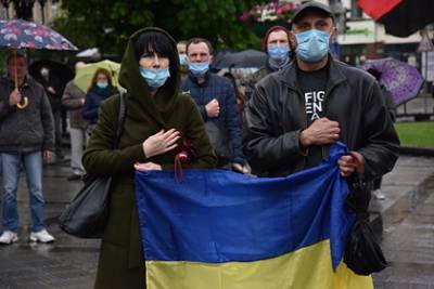 На Украине заявили о риске появления в стране «суперинфекции»