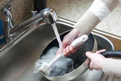 3 губительных ошибки при мытье посуды nbsp