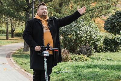 Новый клип экс-солиста группы «Руки Вверх» Сергея Жукова стал популярен в Сети