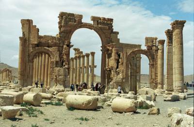 Россия поможет Сирии восстановить Триумфальную арку в Пальмире