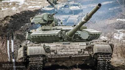 Украина размещает бронетехнику в населенных пунктах Донбасса