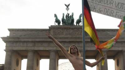 Нудизм, или «культура свободного тела»: почему немцы не стесняются обнажаться на людях