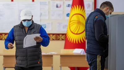 В Кыргызстане выбирать нового президента после протестов: кандидатов – множество
