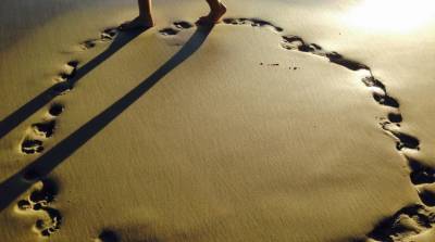 Парни в США нашли зыбучие пески. Конечно они начали проверять, утонут ли? (Видео)
