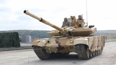 NI назвал танк Т-90 «экспортным хитом» среди российского вооружения