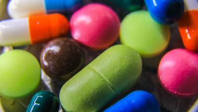 В Минздраве предупредили об угрозе самолечения антибиотиками в пандемию