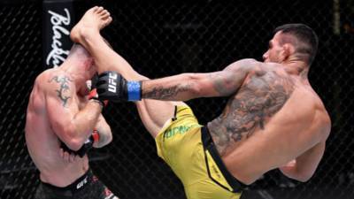 Дос Аньос победил Фелдера в главном бою UFC Vegas 14