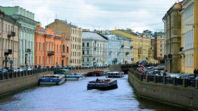 Синоптики: в воскресенье Петербург находится на периферии антициклона