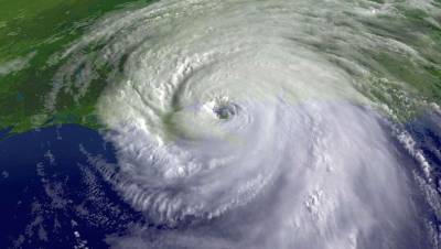 Тропический шторм "Йота", который сформировался в Карибском море, усилился до урагана