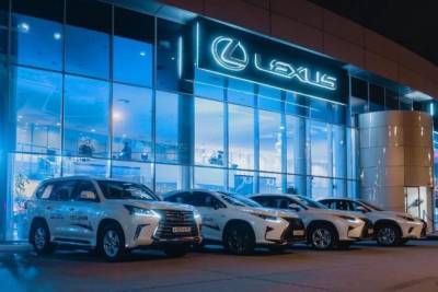 Изменились рублёвые цены автомобилей Lexus