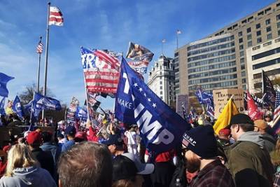 Митинг в поддержку Трампа закончился поножовщиной