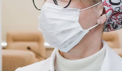 В Свердловской области изобрели улучшенные медицинские маски с наночастицами меди