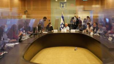 Работники в Израиле перестанут платить за карантин из своего кармана