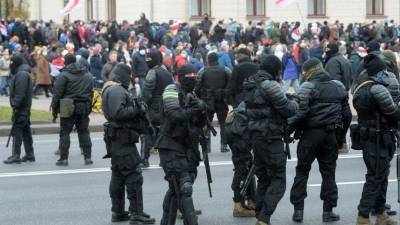 Правоохранители применили слезоточивый газ для разгона протестующих в Минске