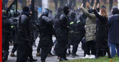 В Минске силовики применили газ против митингующих