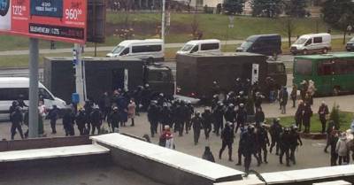 В Беларуси оппозицию разгоняют слезоточивым газом и свето-шумовыми гранатами (ФОТО, ВИДЕО)
