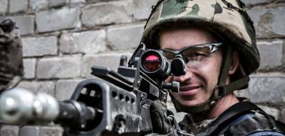 Латвия намерена продлить военную миссию в Афганистане