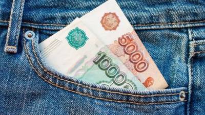 Названы сроки увеличения МРОТ в России до 14 тысяч рублей
