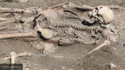 Дорогу в Киренске посыпали песком с человеческими костями